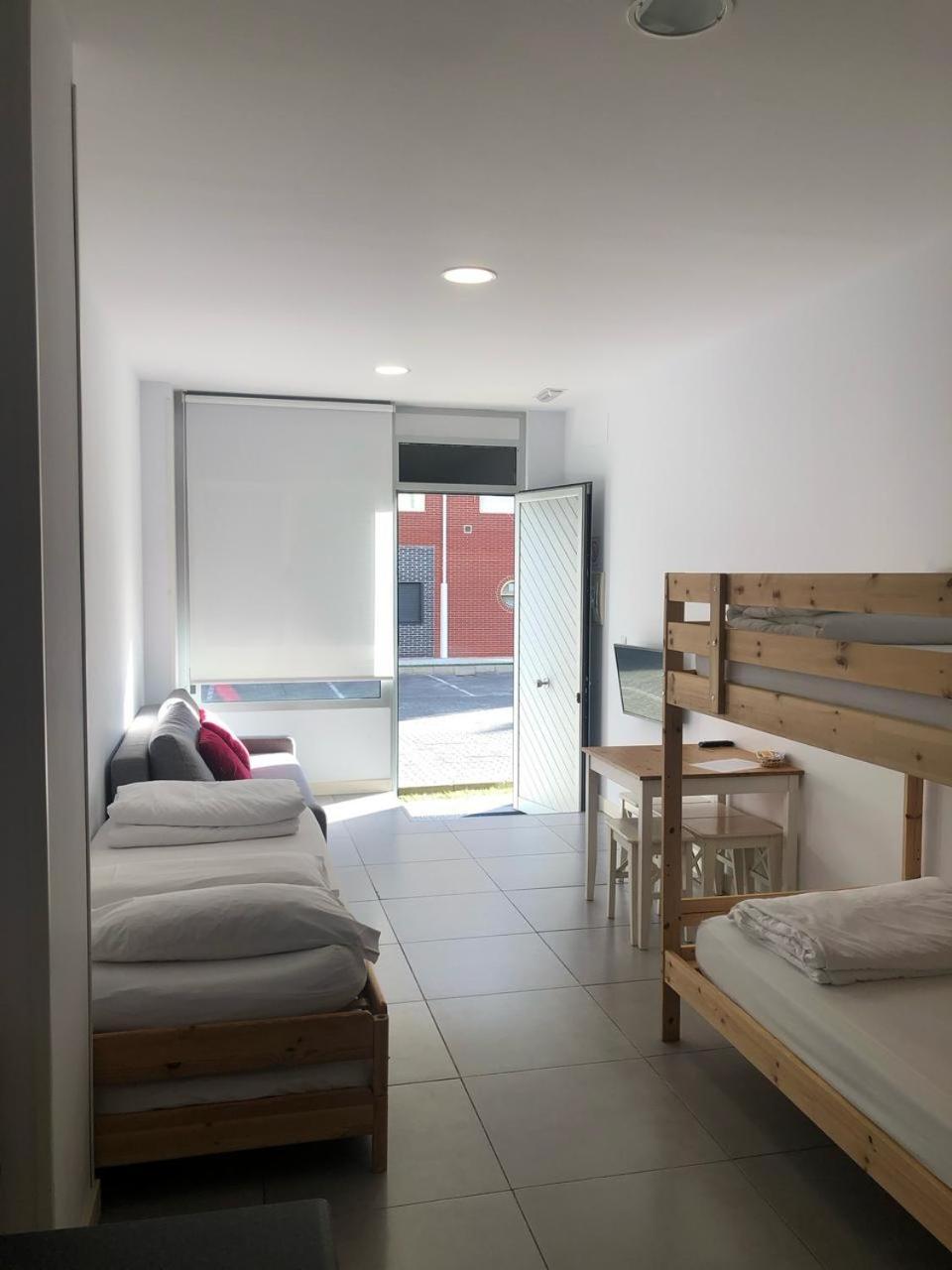 סן ויסנטה דה לה ברקרה Apartamentos Surfing San Vicente II מראה חיצוני תמונה